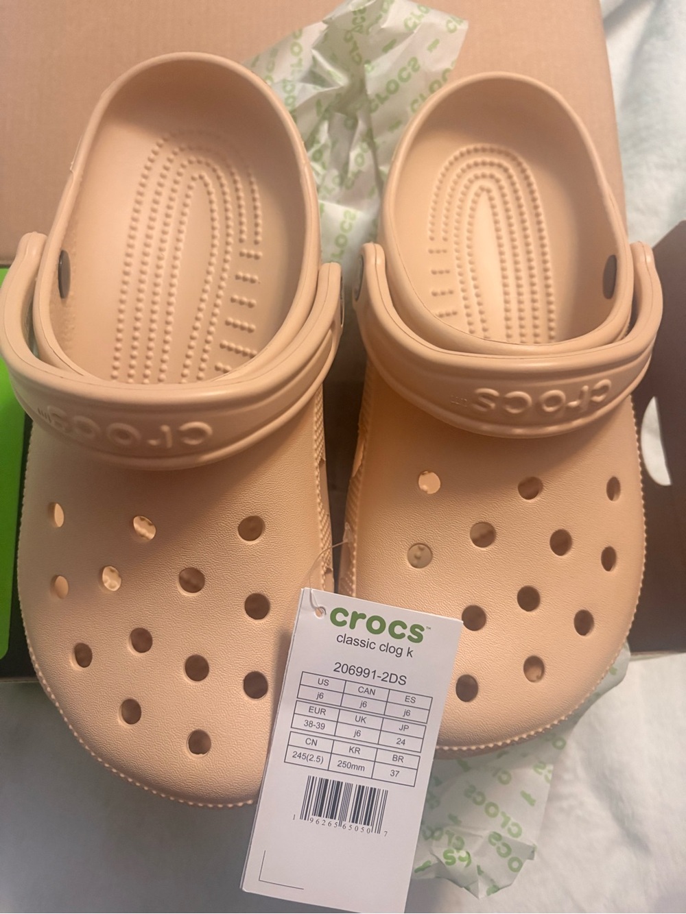 Crocs 6Youth 8Women Classic Clog - Color is Shitake